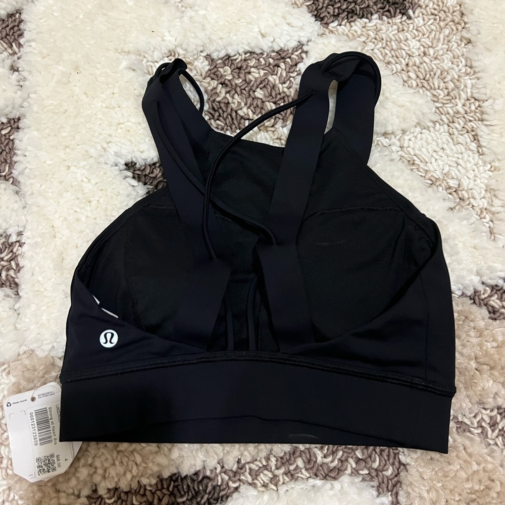 Lululemon black strong at heart bra. Size 4 - Picture 2 of 7